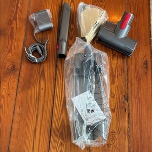 Dyson v8 Animal Cordless Vacuum Accessory Parts & Charger